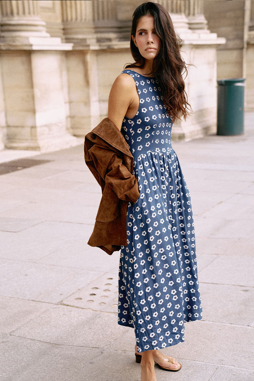 Veda Dress Indigo — back detail close-up, indigo hand block print linen blend fabric showing open back design and botanical motif, artisan Jaipur India | Daughters of India